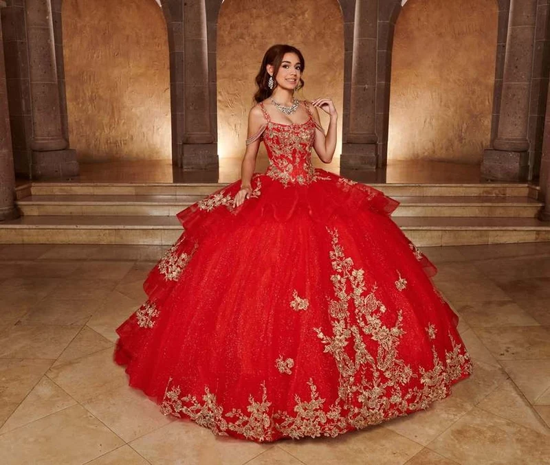 Quinceañera Style image 1