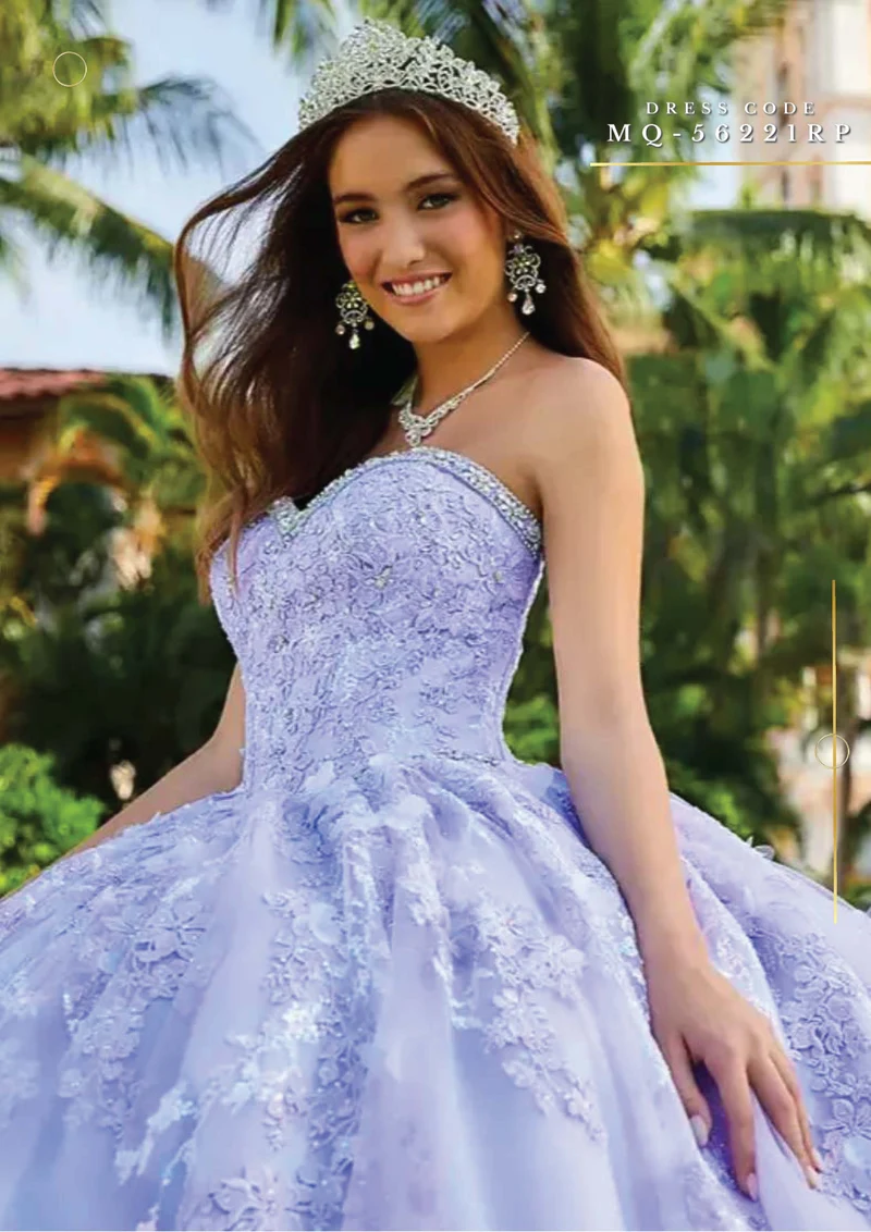 Quinceañera Style image 1