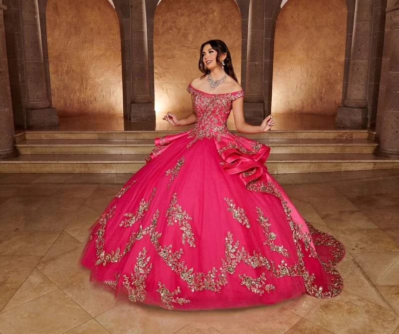 Quinceañera Style image 1
