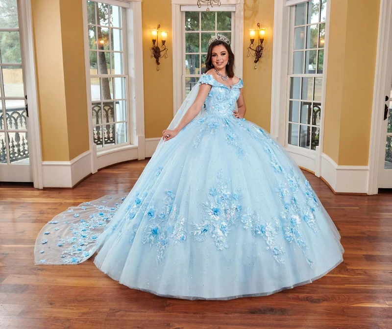 Quinceañera Style image 1